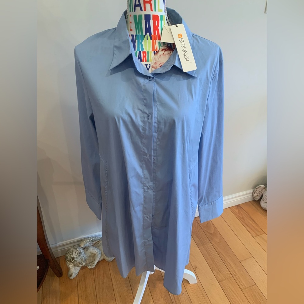 NWT SPANNER Light Blue Button Down Top with Side Pockets